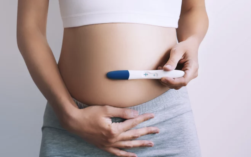 03 tháng đầu mang thai nên làm gì? Sữa nào tốt cho bà bầu bầu 03 tháng đầu?